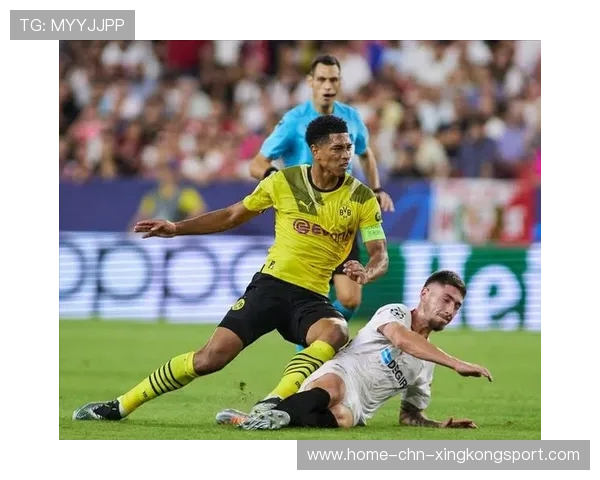 贝林厄姆低射贴柱入网，皇马球迷再次欢呼